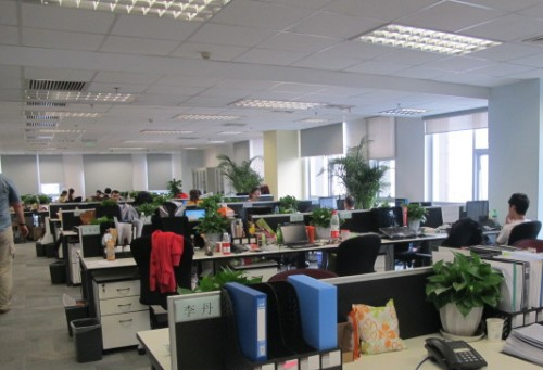 山東京寶取得具有電纜保護(hù)裝置的電纜專利，實(shí)現(xiàn)多工位貼合電纜保護(hù)固定:電纜